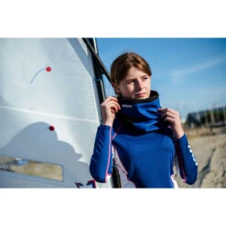 Musto Championship Aqua Neck Gaiter 2.0 - Sodalite Blue 3 Musto Championship Aqua Neck Gaiter 2.0 - Sodalite Blue -Sailing Clothing Store 2022 Musto Championship Aqua Neck Gaiter 2.0 YOUTH DINGHY LOCATION PHOTOSHOOT 86054 045